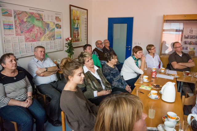 Přijela i paní Marie Špinarová a dcery Helena Vodrážková, Zdenka Řezníčková a Jaroslava Zoubková.