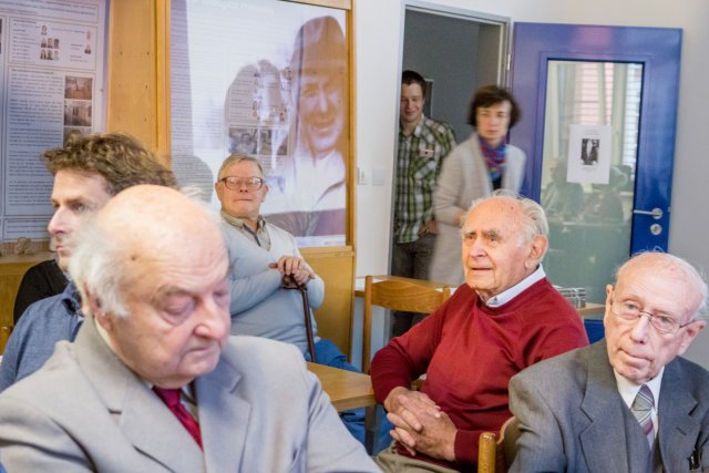 From left to right: Prof. Z. Kvaček (Charles University, Prague), Prof. P. Bosák (director of the In Zleva prof. Z. Kvaček (PřFUK v Praze), prof. P. Bosák (ředitel Geologického ústavu), prof. R. Musil